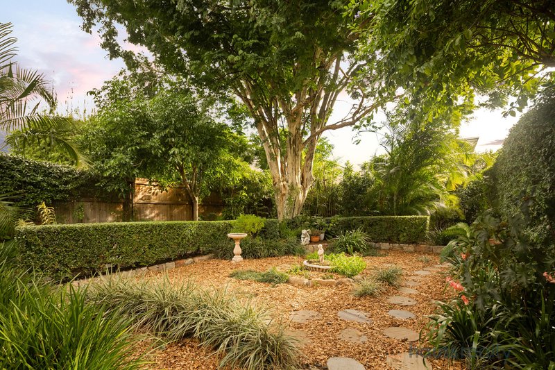 Photo - 65 Berry Street, Sherwood QLD 4075 - Image 15