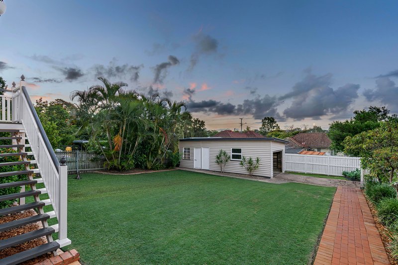 Photo - 65 Byth Street, Stafford QLD 4053 - Image 14