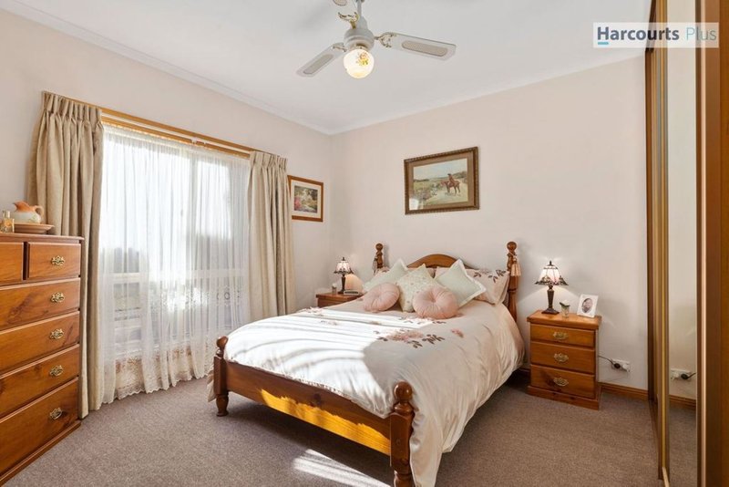 Photo - 65 Capella Drive, Hallett Cove SA 5158 - Image 11