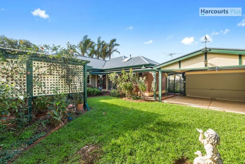 Photo - 65 Capella Drive, Hallett Cove SA 5158 - Image 19