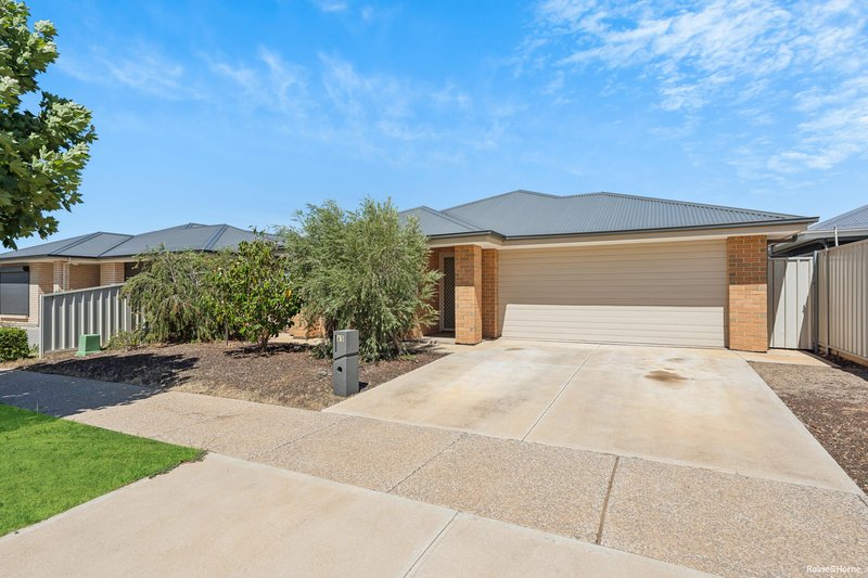 Photo - 65 Central Boulevard, Munno Para West SA 5115 - Image 2