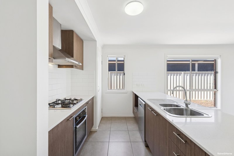 Photo - 65 Central Boulevard, Munno Para West SA 5115 - Image 9