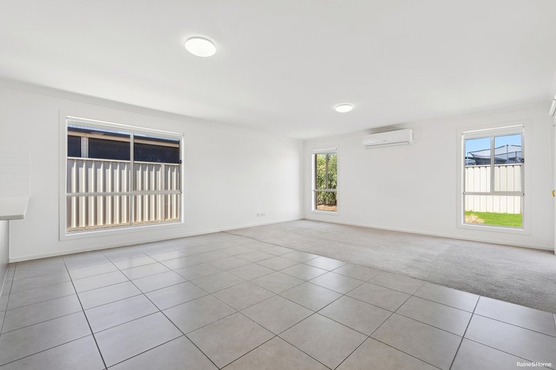 Photo - 65 Central Boulevard, Munno Para West SA 5115 - Image 10
