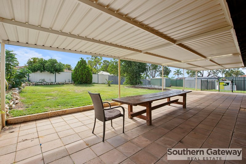 Photo - 65 Chisham Avenue, Parmelia WA 6167 - Image 21