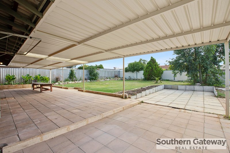 Photo - 65 Chisham Avenue, Parmelia WA 6167 - Image 22
