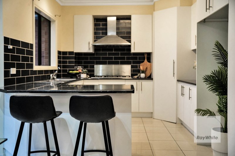 Photo - 65 Clare Boulevard, Greenvale VIC 3059 - Image 10