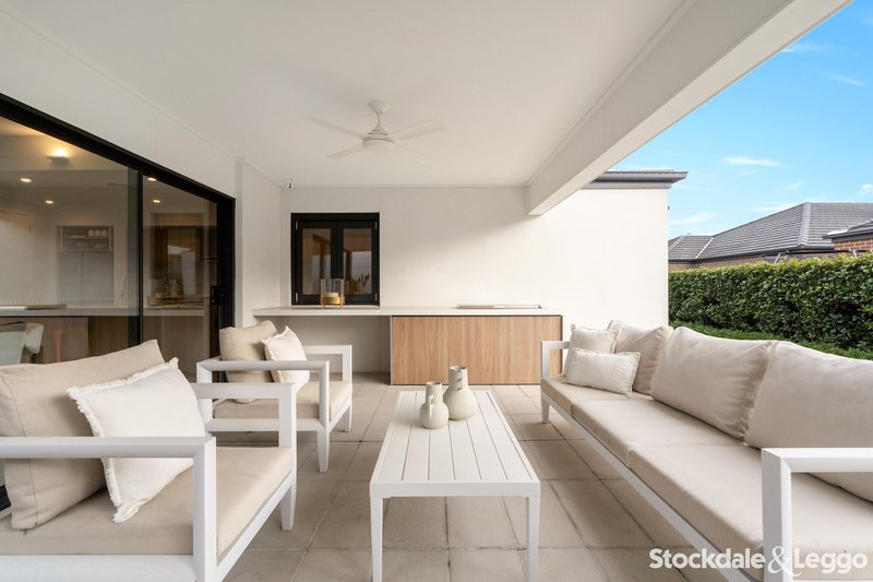 Photo - 65 Creekbridge Street, Craigieburn VIC 3064 - Image 22