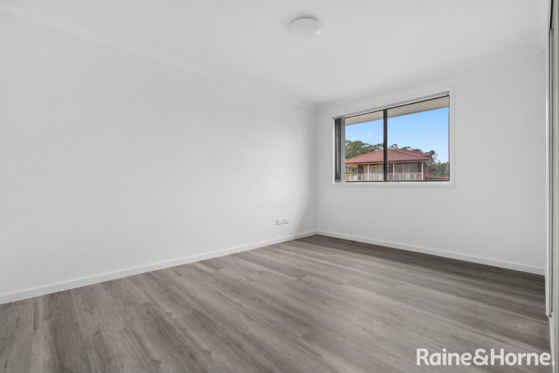 Photo - 65 Curran Street, Prairiewood NSW 2176 - Image 6