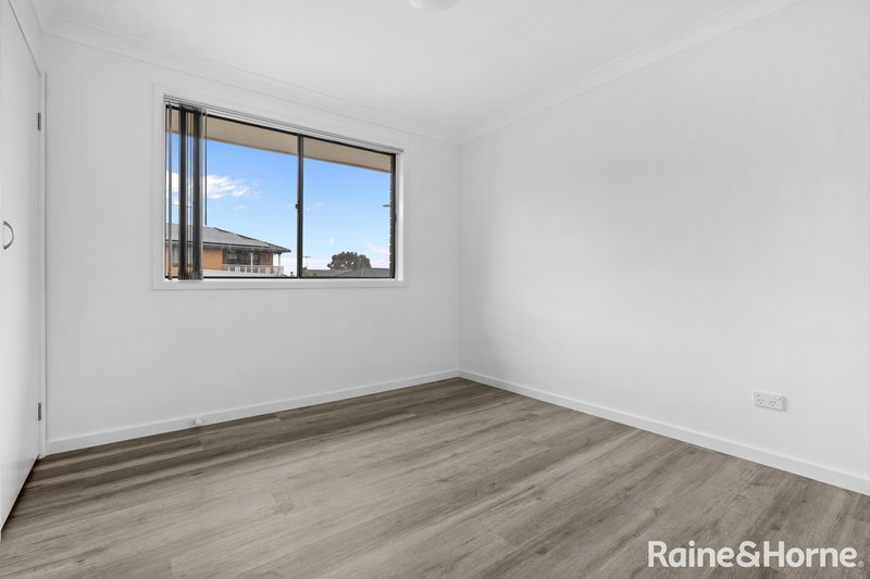 Photo - 65 Curran Street, Prairiewood NSW 2176 - Image 7