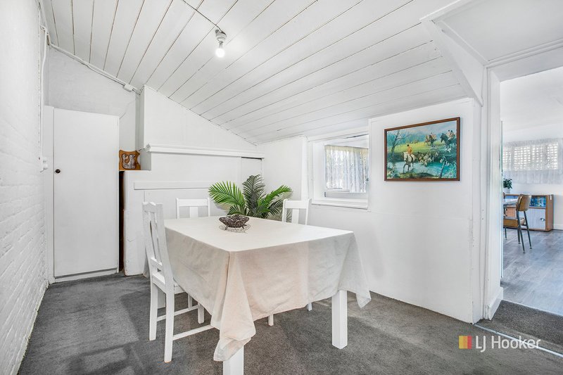 Photo - 65 East Barrack Street, Deloraine TAS 7304 - Image 3