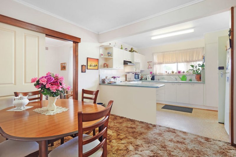 Photo - 65 Edna Avenue, Merrylands NSW 2160 - Image 5