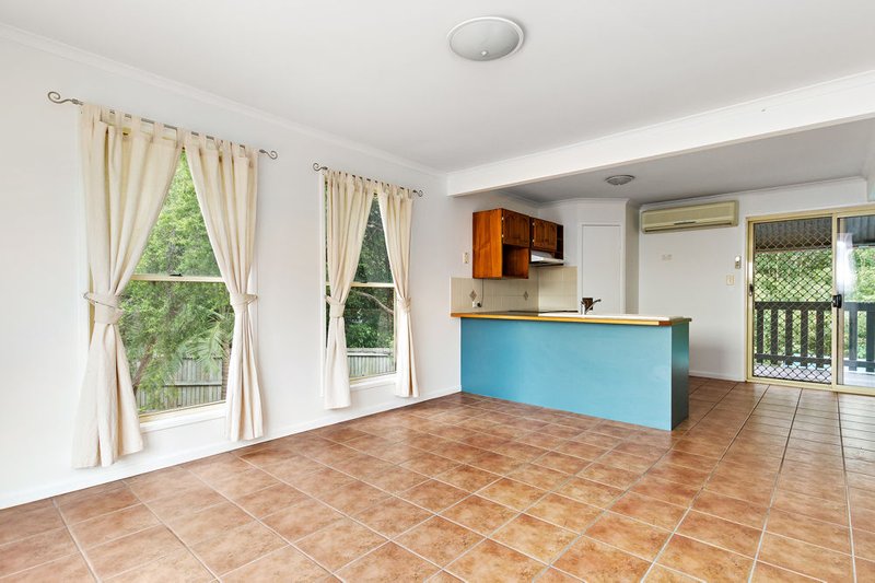 Photo - 6/5 England Road, Ferny Hills QLD 4055 - Image 9