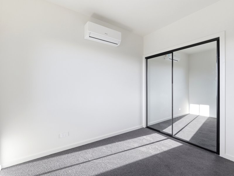 Photo - 65 Everbloom Crescent, Tarneit VIC 3029 - Image 7