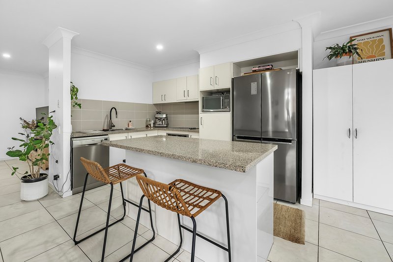 Photo - 6/5 Faculty Crescent, Mudgeeraba QLD 4213 - Image 6