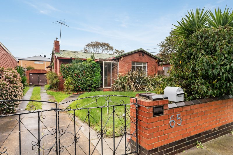 Photo - 65 Fewster Road, Hampton VIC 3188 - Image 1