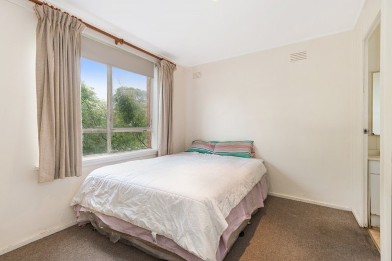 Photo - 6/5 Forster Street, Noble Park VIC 3174 - Image 4