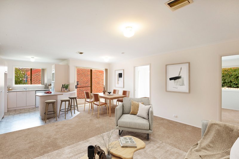 Photo - 65 Freda Bennett Circuit, Nicholls ACT 2913 - Image 7