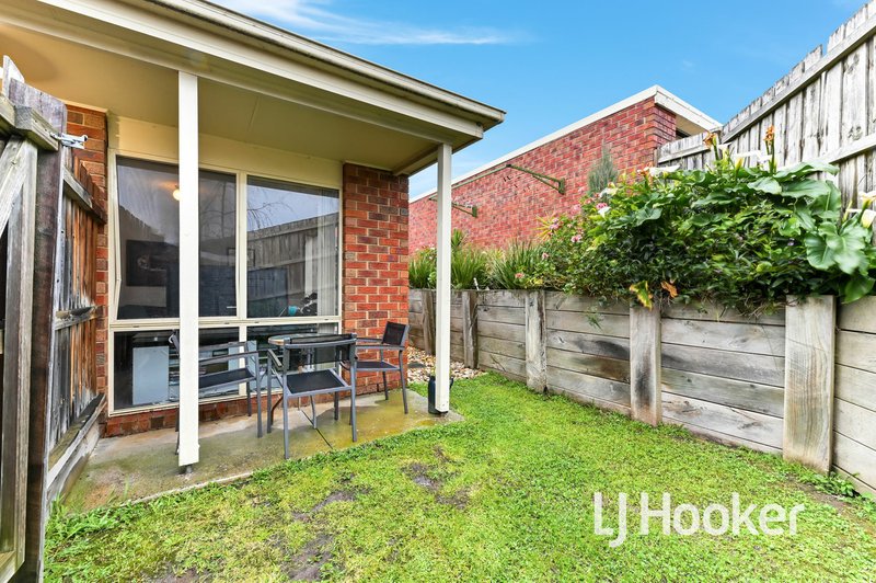 Photo - 6/5 Glenda Court, Pakenham VIC 3810 - Image 13