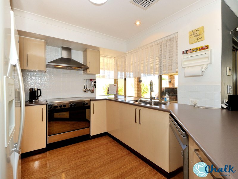 Photo - 65 Grange Drive, Cooloongup WA 6168 - Image 4