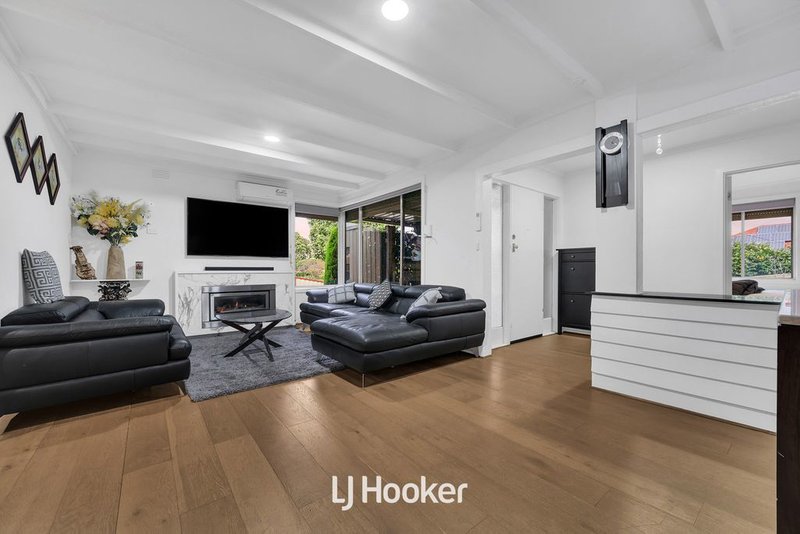Photo - 65 Hanleth Avenue, Springvale VIC 3171 - Image 2