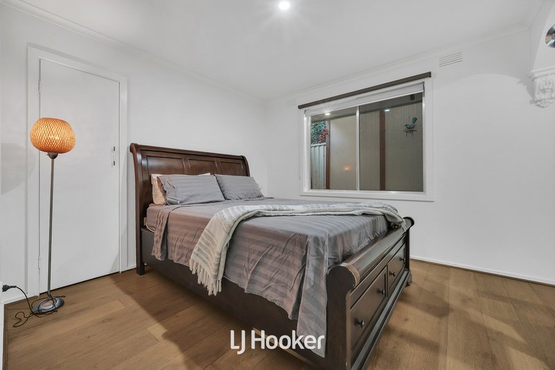 Photo - 65 Hanleth Avenue, Springvale VIC 3171 - Image 9