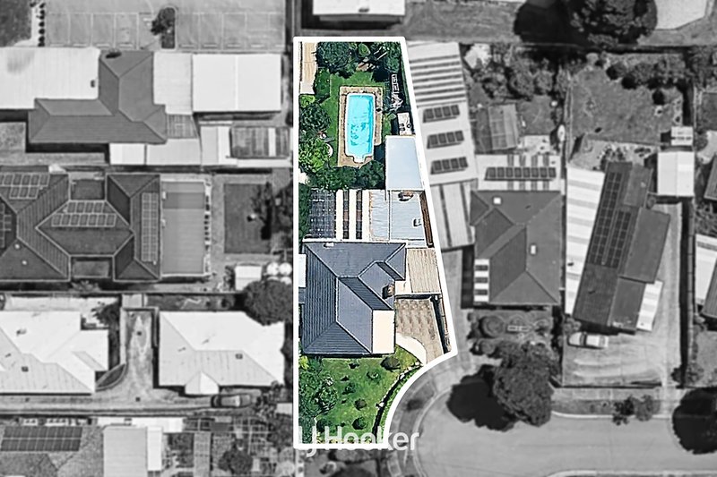 Photo - 65 Hanleth Avenue, Springvale VIC 3171 - Image 15