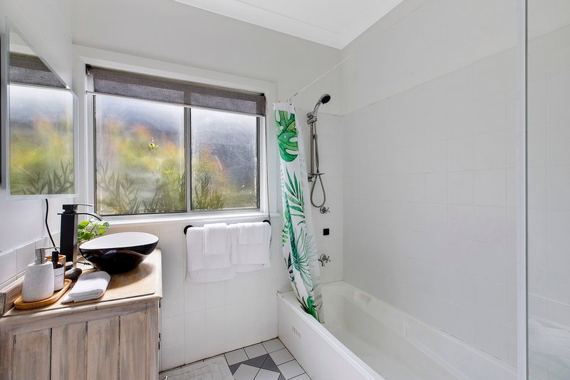 Photo - 65 Havenview Road, Terrigal NSW 2260 - Image 7