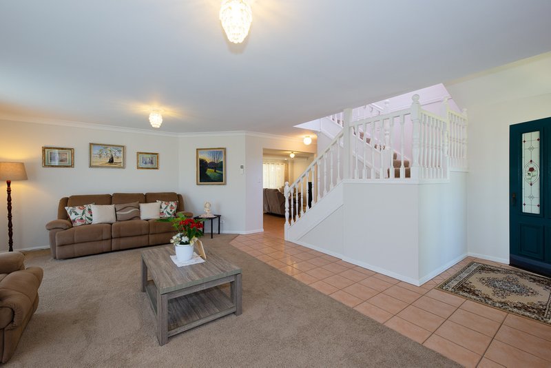 Photo - 65 Headsail Drive, Banksia Beach QLD 4507 - Image 9