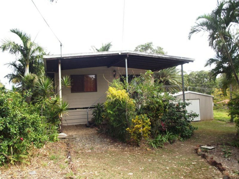 65 High Central Road, Macleay Island QLD 4184