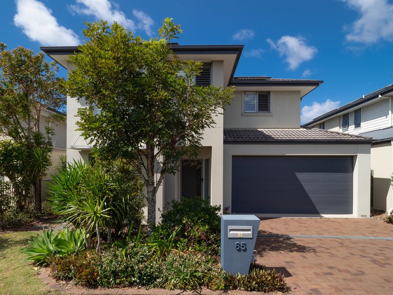 65 Highland Crescent, Belmont QLD 4153