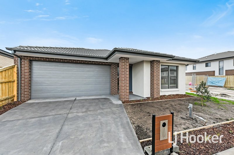 65 Highmount Drive, Hampton Park VIC 3976