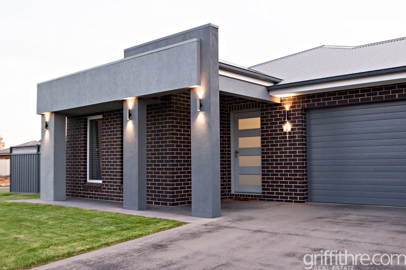 Photo - 65 Hillam Drive, Griffith NSW 2680 - Image 2