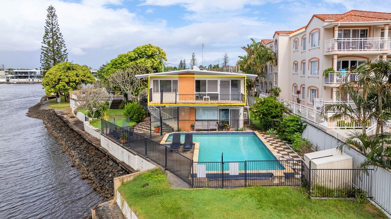 Photo - 6/5 Holborow Close, Surfers Paradise QLD 4217 - Image 10