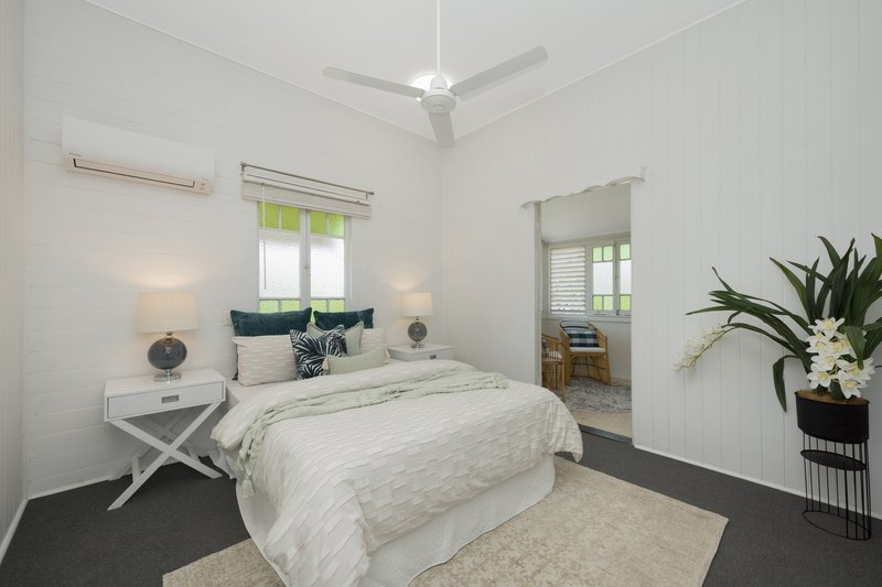 Photo - 65 Ireland Street, Oonoonba QLD 4811 - Image 5