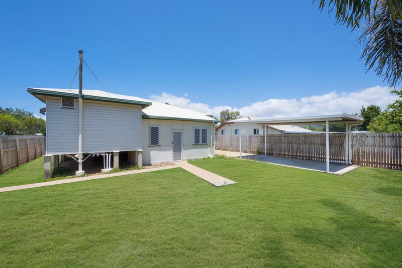 Photo - 65 Ireland Street, Oonoonba QLD 4811 - Image 9