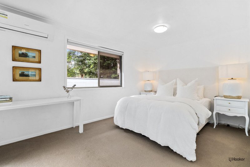 Photo - 65 Jacaranda Avenue, Tweed Heads West NSW 2485 - Image 6