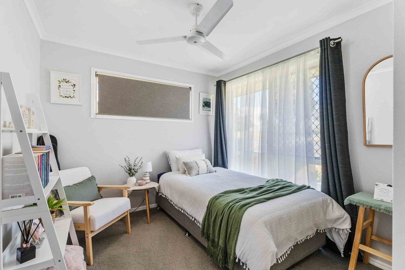 Photo - 65 Jacobsen Outlook, Urraween QLD 4655 - Image 13