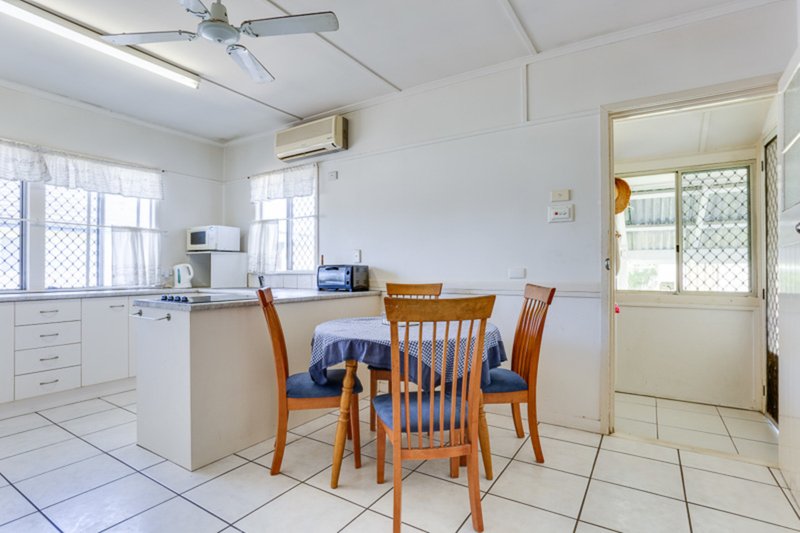 Photo - 65 Japonica Street, Inala QLD 4077 - Image 5