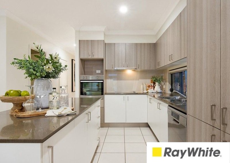 Photo - 65 Kate Circuit, Rochedale QLD 4123 - Image 2