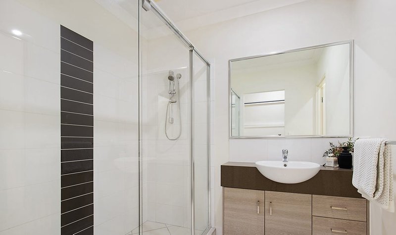 Photo - 65 Kate Circuit, Rochedale QLD 4123 - Image 9