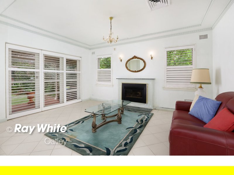 Photo - 65 Lansdowne Crescent, Oatley NSW 2223 - Image 3