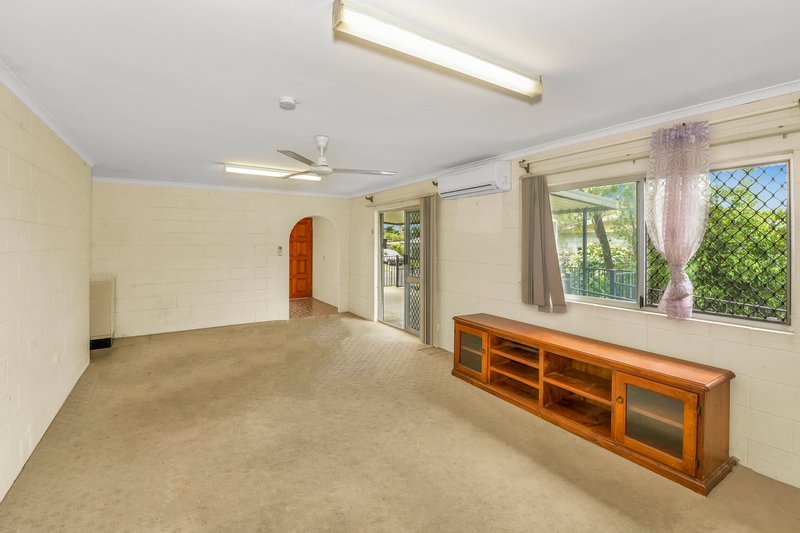 Photo - 65 Lyndel Drive, Bayview Heights QLD 4868 - Image 4