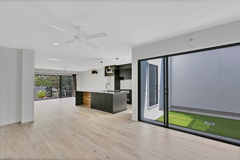 Photo - 65 Mackenzie Drive, Maroochydore QLD 4558 - Image 2