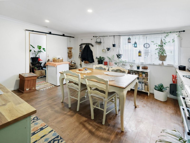 Photo - 65 Main Road, Mount Egerton VIC 3352 - Image 16