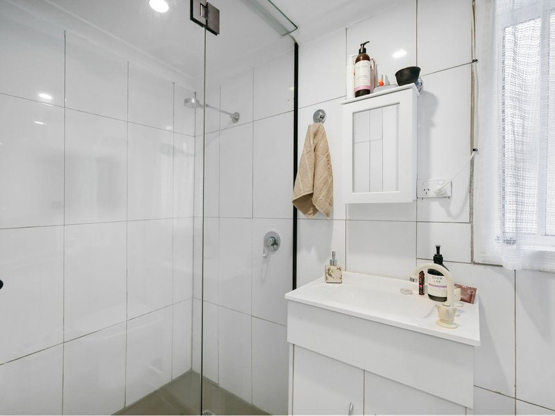 Photo - 65 Main Road, Mount Egerton VIC 3352 - Image 18