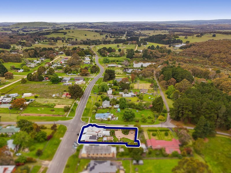 Photo - 65 Main Road, Mount Egerton VIC 3352 - Image 31