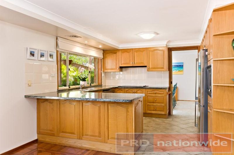 Photo - 65 Martin Crescent, Milperra NSW 2214 - Image 4