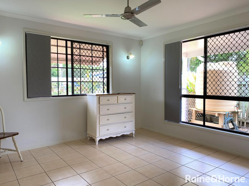 Photo - 65 Miller Street, Urangan QLD 4655 - Image 6