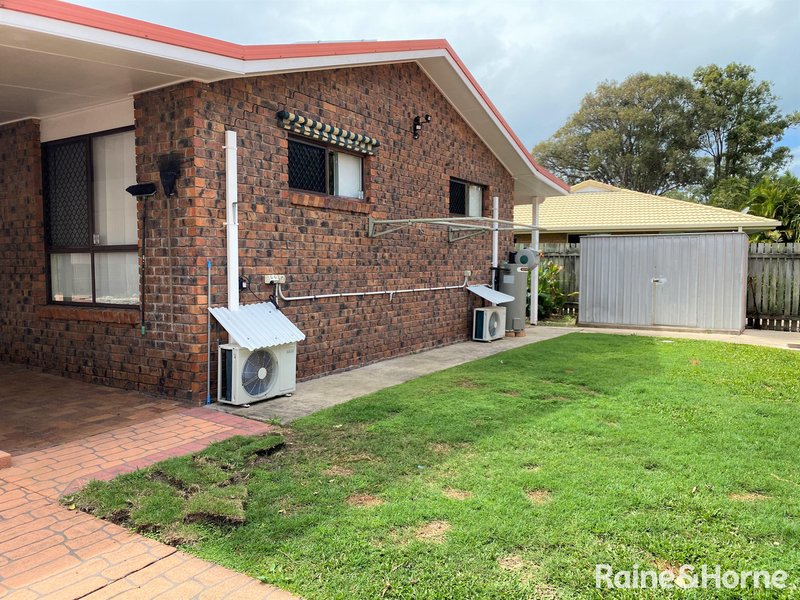 Photo - 65 Miller Street, Urangan QLD 4655 - Image 15