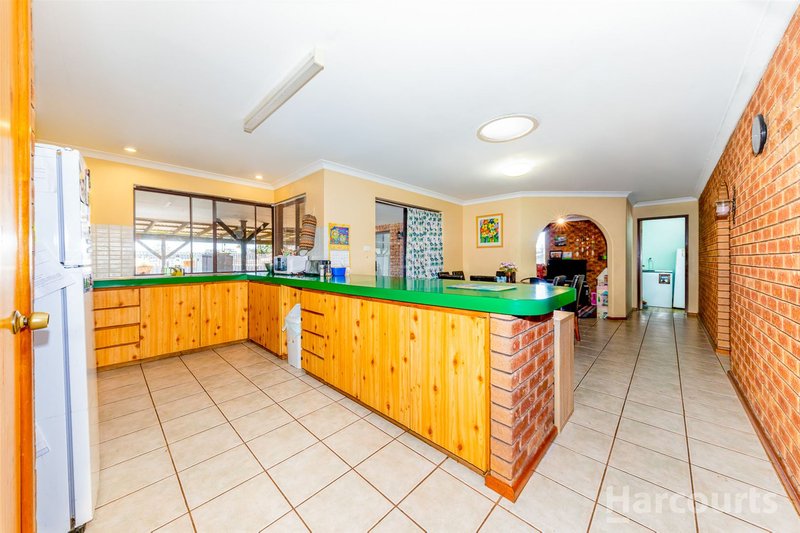 Photo - 65 Morfitt Street, Mandurah WA 6210 - Image 5